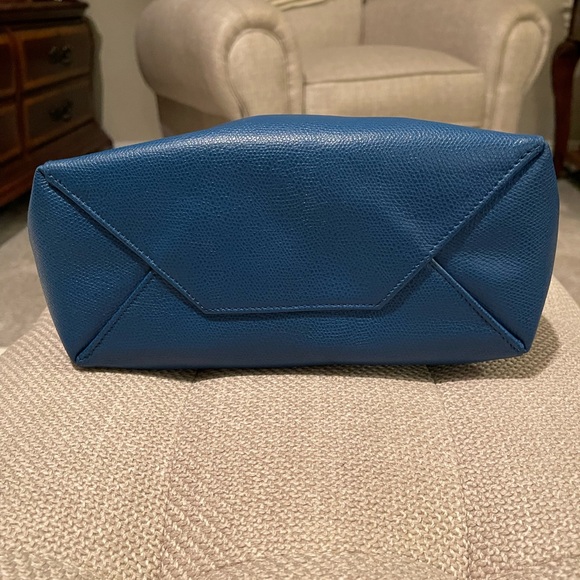 Celine Bi-Cabas Vertical Tote 💙 - Picture 5 of 11